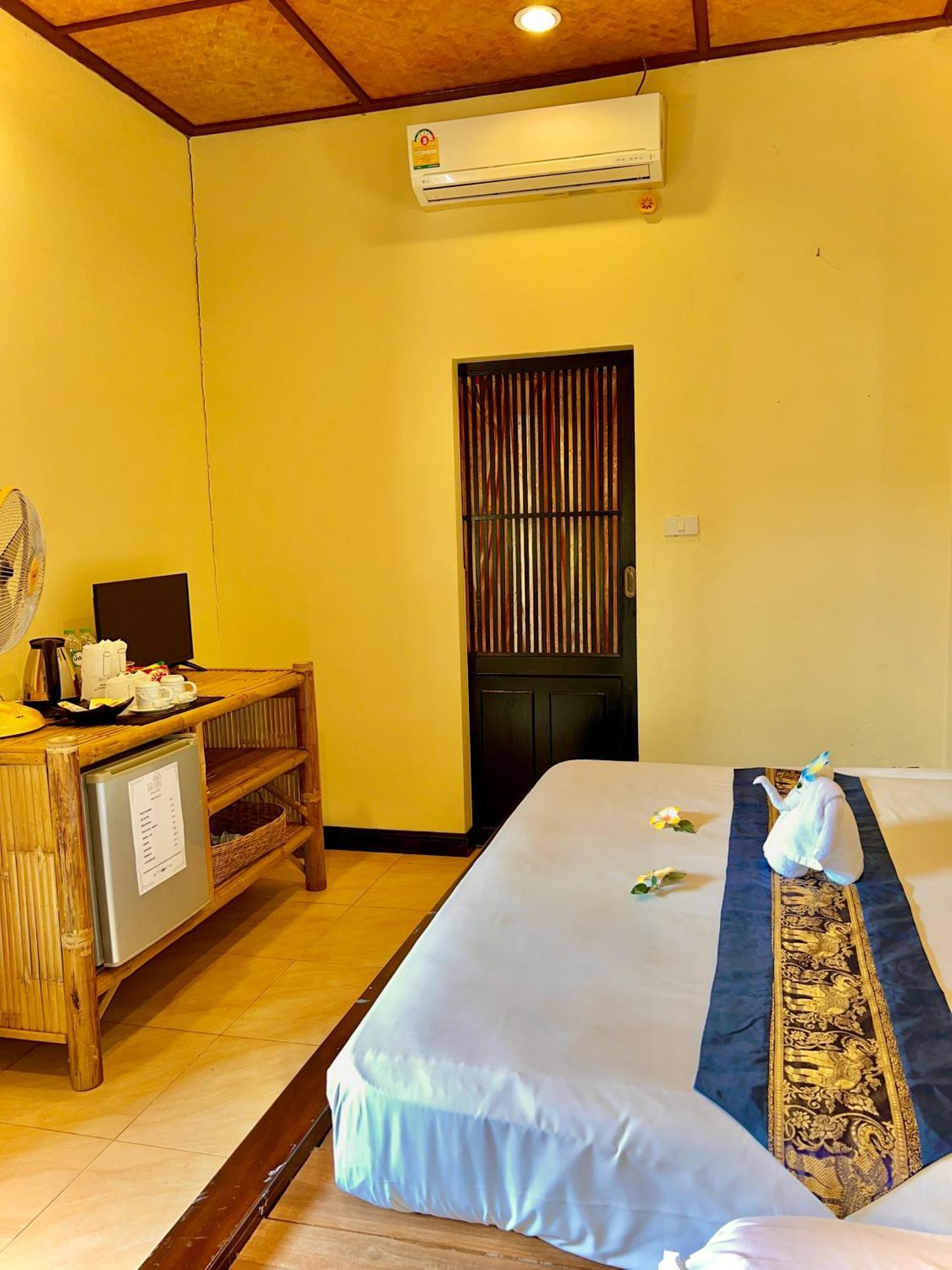 Baan Ton Rak Boutique Resort Koh Chang Exterior foto